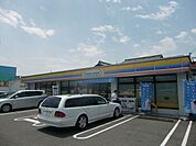 コンビニ「ミニストップまで190m」
