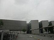 大学「岐阜市立女子短大まで560m」