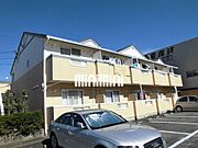 南向きの2階建てアパート