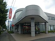 銀行「十六銀行まで580m」