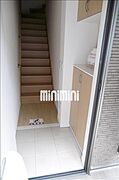 たっぷり入る下駄箱付です