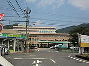 病院「国立病院機構長良医療センターまで300m」