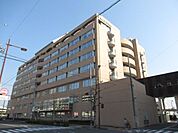 病院「朝日大学病院まで1300m」