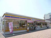コンビニ「ミニストップ岐阜加納上本町店まで108m」