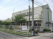 幼稚園、保育園「安井幼稚園まで490m」