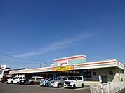 スーパー「パワーズまで620m」