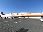 スーパー「イオンタウンまで310m」