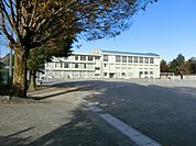 中学校「大垣市立赤坂中学校まで1201m」