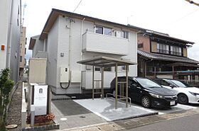 アビテ那加門前町 102 ｜ 岐阜県各務原市那加門前町３丁目50番1（賃貸アパート1LDK・1階・36.12㎡） その1