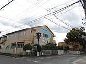 幼稚園、保育園「かわしま学びの庭まで528m」