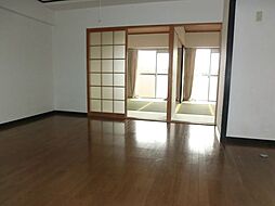 居間