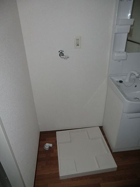 画像11:室内洗濯機置場です。