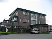 病院「吉村内科まで680m」