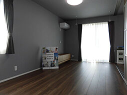 Ｒｅｇｕｌｕｓ 105 1階1LDKのリビング/ダイニング