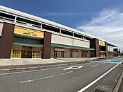 ショッピング施設「アピタ北方店まで1000m」