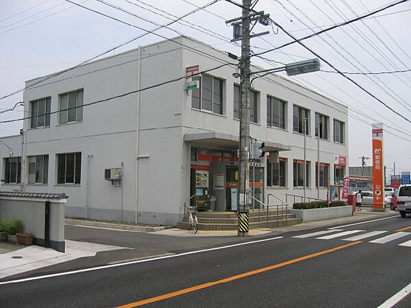 周辺：郵便局「北方郵便局まで890m」