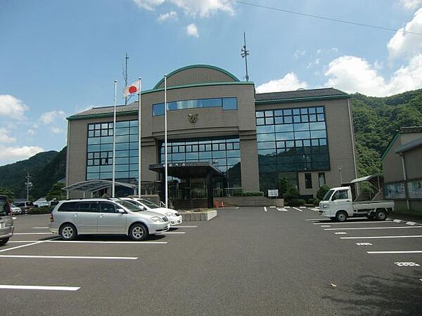画像27:役所「坂祝町役場まで3200m」