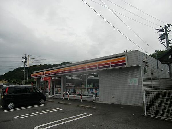 周辺：コンビニ「サークルＫ伊岐津志店まで980m」