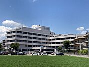 病院「関中央病院まで5600m」
