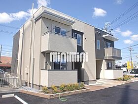 ラフレシールII  ｜ 岐阜県羽島市小熊町足近新田（賃貸マンション1LDK・1階・45.31㎡） その1