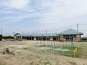 幼稚園、保育園「西島保育園まで1100m」