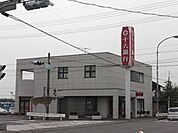 銀行「十六銀行安八支店まで350m」