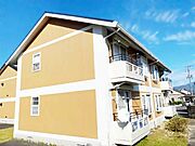 全室角部屋の物件です。