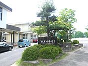 中学校「中津川市立坂本中学校まで1618m」