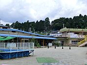 幼稚園、保育園「中津川幼稚園まで2100m」
