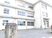 小学校「中津川市立坂本小学校まで722m」