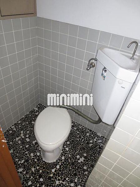 画像11:清潔なトイレ