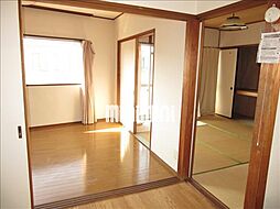 居間