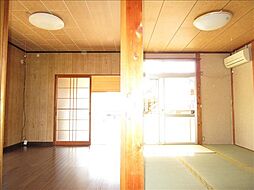居間