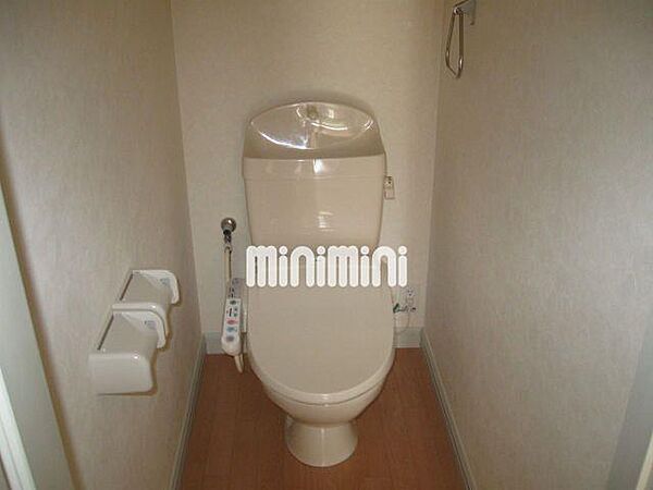 画像7:清潔感のあるトイレ