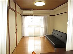 居間