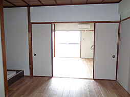 居間