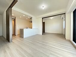 S-RESIDENCE四日市安島aloggio 1306 13階2LDKのリビング/ダイニング