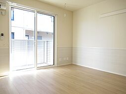 響 103 1階1Kのリビング/ダイニング