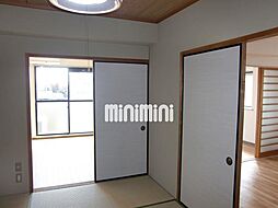 居間