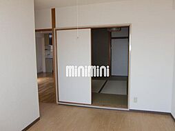 居間