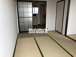 居間