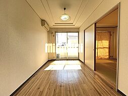 居間