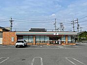 コンビニ「セブンイレブン四日市富田3丁目店まで386m」