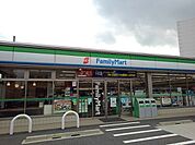 コンビニ「ファミリーマート四日市広永町店まで162m」