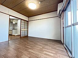 居間