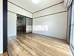 居間