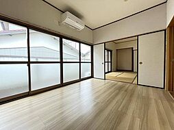 居間