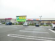 ドラッグストア 「ジップドラッグまで2100m」