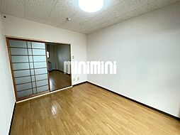 アーリ 2階2LDKのリビング/ダイニング