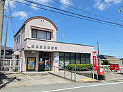 郵便局「鈴鹿長太郵便局まで863m」